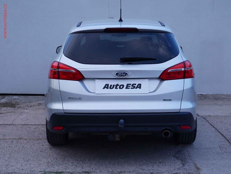 Ford Focus (2015) 1.5 EB, STK3/28 - fotka 5 z 20