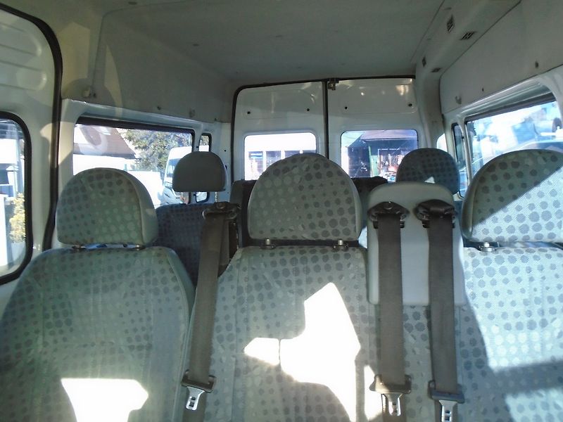Ford Transit (2013) 2.2 TDCi L3H2 BUS 9 míst * - fotka 33 z 33