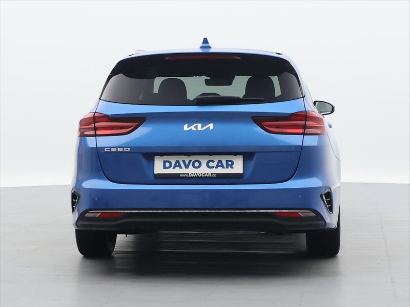 Kia Ceed 1,5 118 kW T-GDI CZ Zaruka LED - fotka 6 z 32
