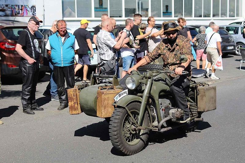 Srdce každého nadšence pro historickou vojenskou techniku muselo opravdu zaplesat. Vozidel v krušnohorském městysu Kovářská bylo k vidění více než požehnaně.