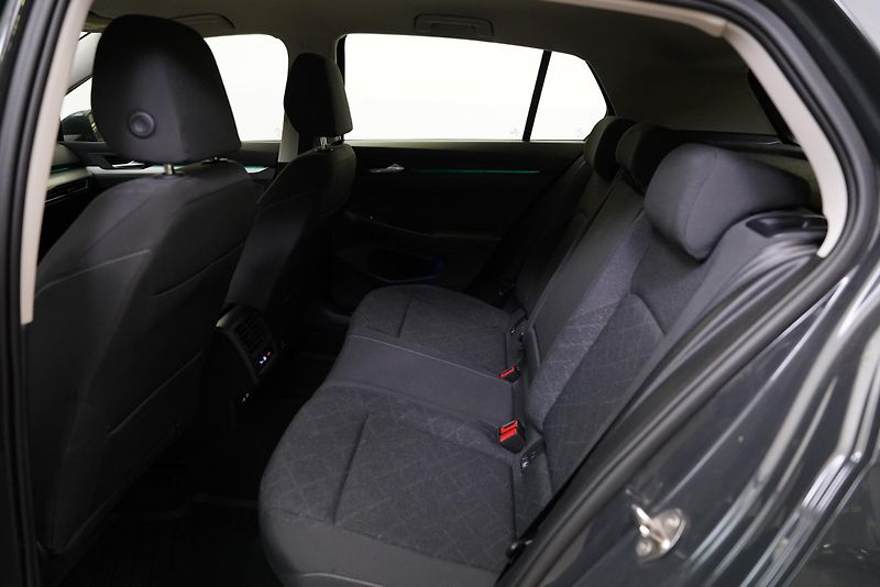 Volkswagen Golf - fotka 22 z 23