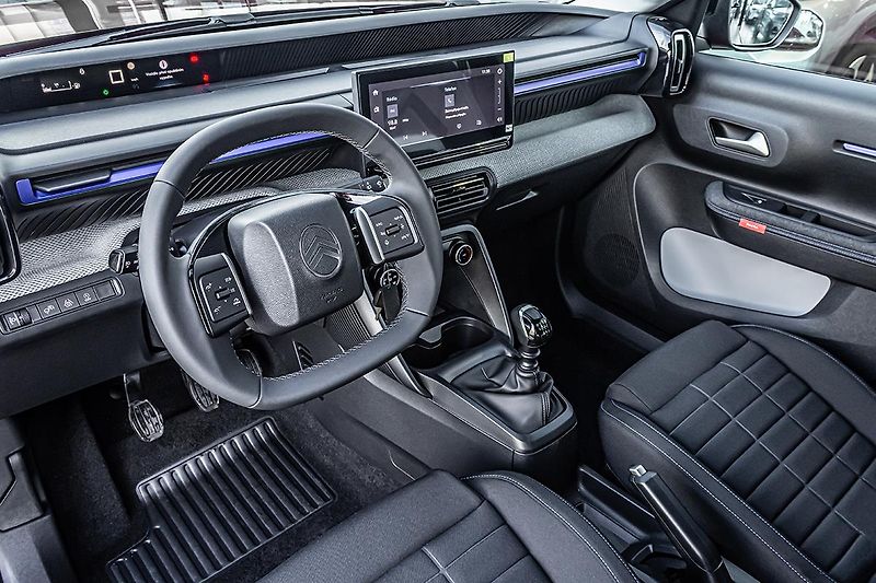 Citroën C3 (2026) 1,2 PLUS Turbo 100k Manual - fotka 11 z 19