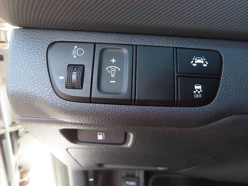 Hyundai Ioniq (2017) Hybrid, Automat, Serv.kniha - fotka 21 z 21