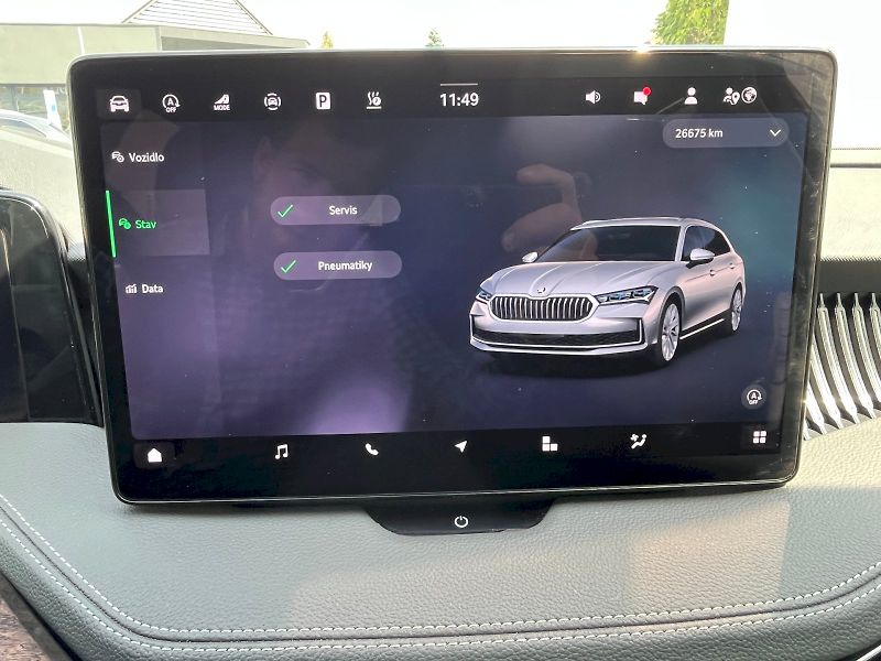 Škoda Superb (2025) 2.0 TDI 142kW 4x4 L&K Combi DS - fotka 21 z 32
