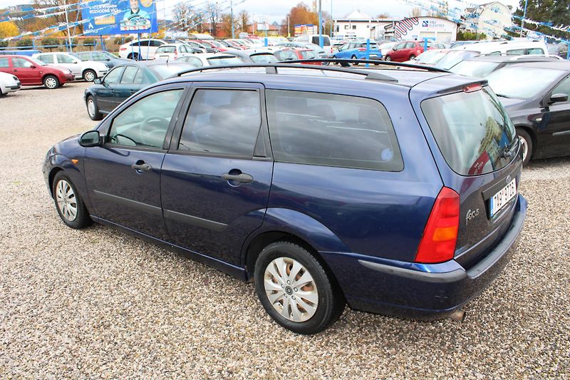 Ford Focus (2003) 2,0i 16V KLIMA ELOKNA VYH.SKLO - fotka 5 z 15