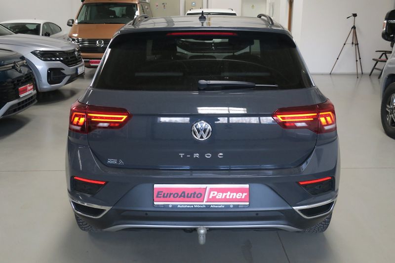Volkswagen T-Roc (2019) Sport 1.5 TSI 110 kW manuál - fotka 3 z 47