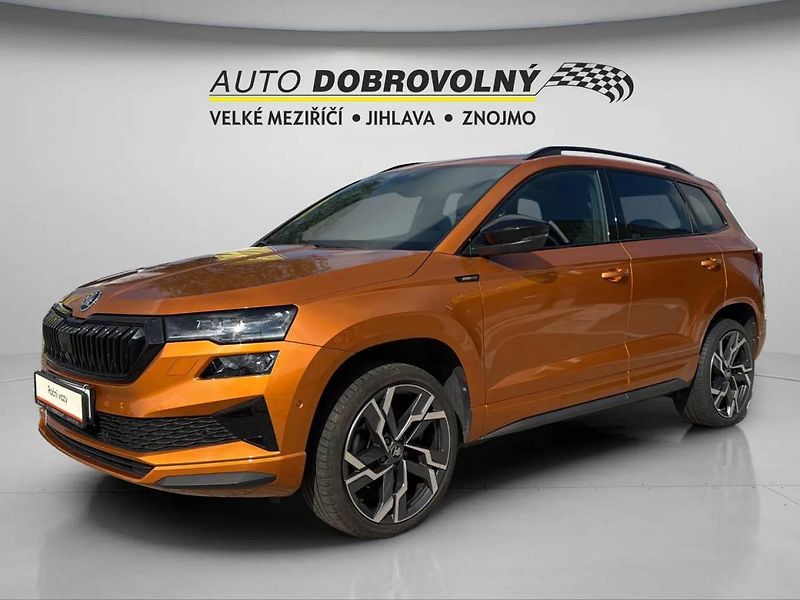 Škoda Karoq Sportline 1,5TSI 110kW DSG/P35 - fotka 2 z 24