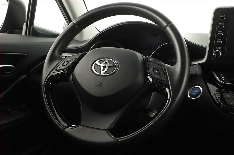 Toyota C-HR (2023) Comfort 1.8 Hybrid, COMFORT - fotka 13 z 14