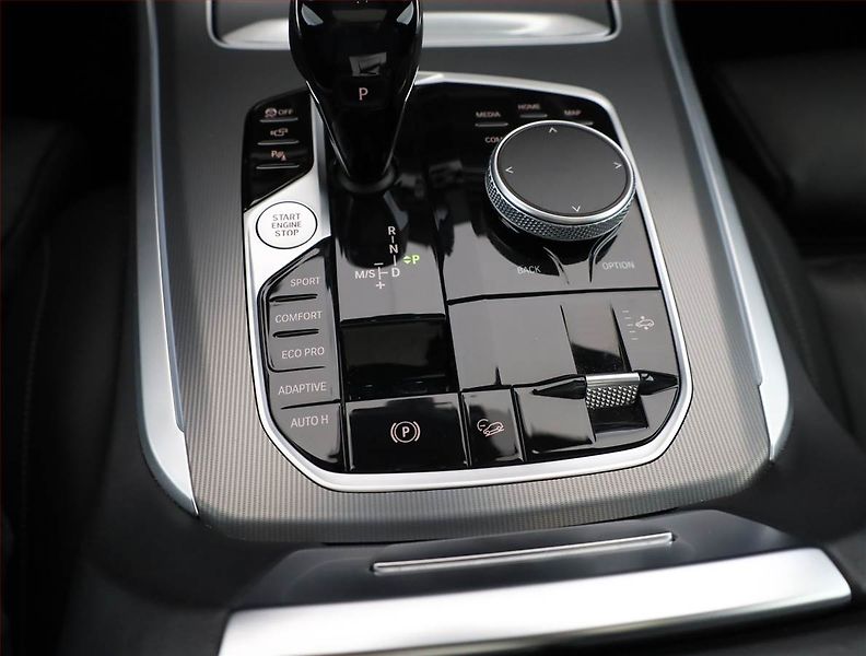 BMW X5 (2021) xDrive30d - fotka 12 z 22