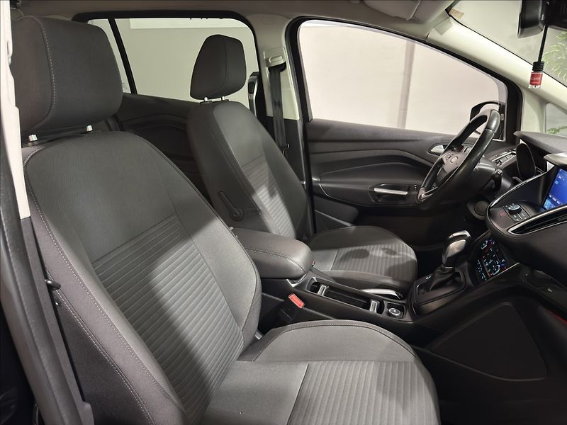 Ford Grand C-MAX 1,5   TDCI TITAN AT KAMERA FUL - fotka 28 z 39
