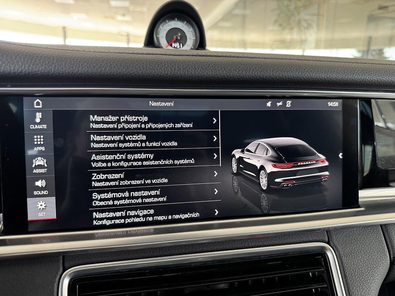 Porsche Panamera 4S 324kW*Chrono*REZERVACE! - fotka 24 z 39