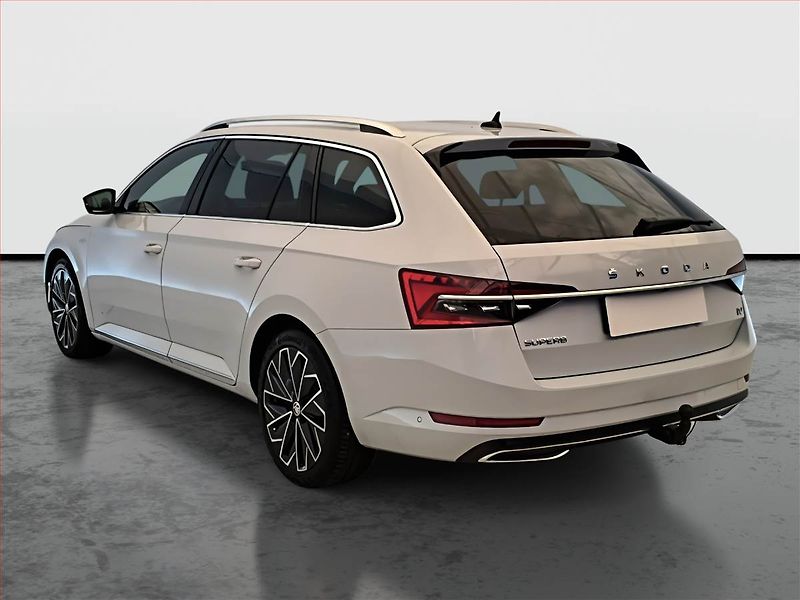 Škoda Superb (2020) Laurin&Klement iV 1.4 TSI PHEV - fotka 4 z 21