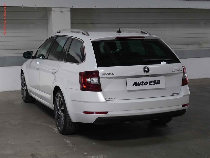 Škoda Octavia (2018) 2.0TDI, ČR, DSG, navi, LED - fotka 4 z 32