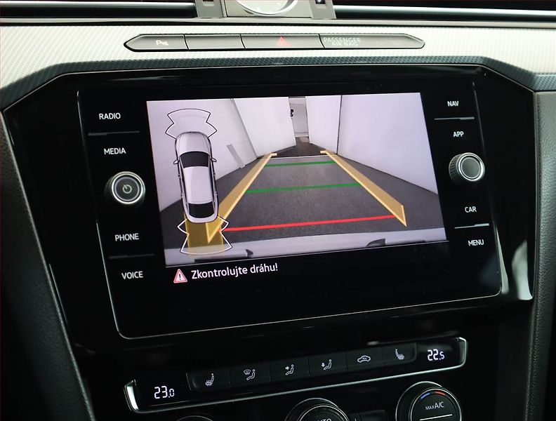 Volkswagen Arteon (2019) R-line 2.0 TDI - fotka 13 z 20