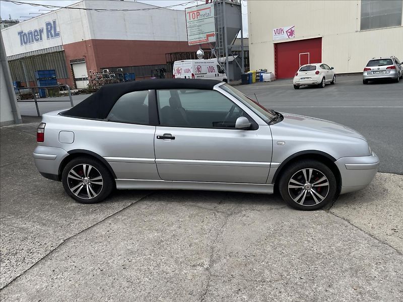 Volkswagen Golf 2,0i 85kW*Pěkný stav* - fotka 4 z 44