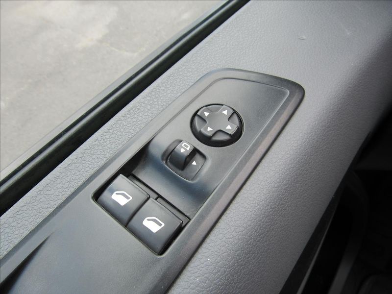 Peugeot Expert 2,0 HDi 90kW L1 - fotka 22 z 31