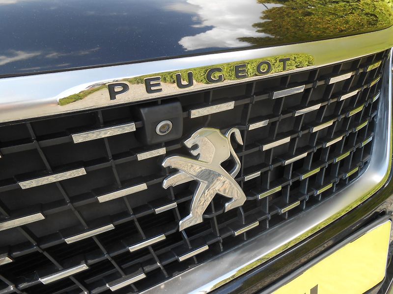 Peugeot 5008 Allure, Kůže,7míst - fotka 32 z 42