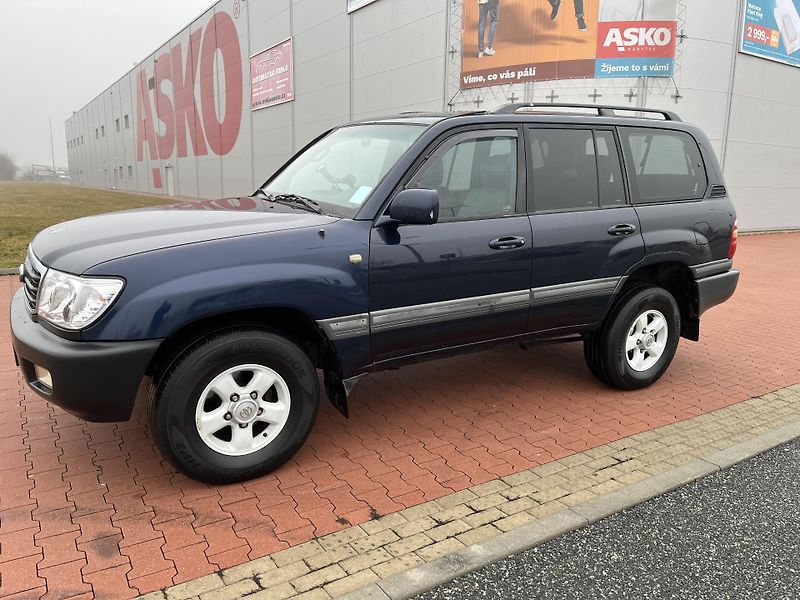 Toyota Land Cruiser 4.6 V8 LPG - fotka 2 z 24