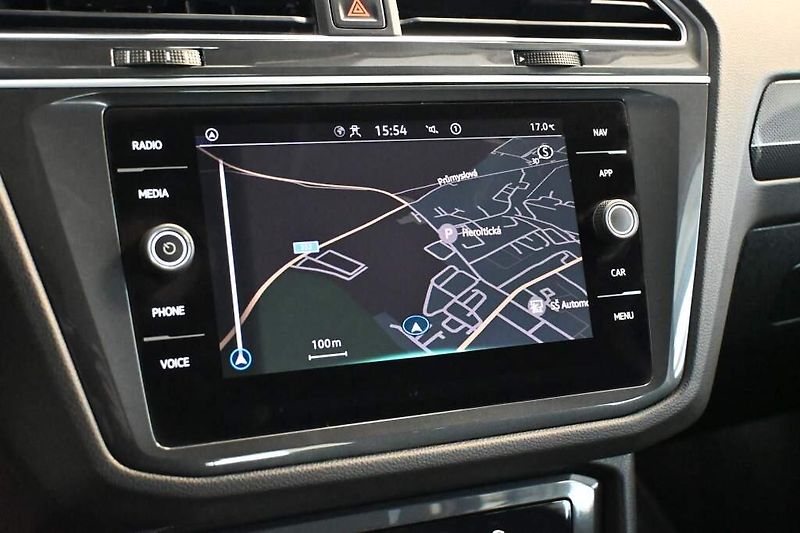 Volkswagen Tiguan (2022) 2.0 DSG LED ACC Kamera Tažné T - fotka 15 z 28