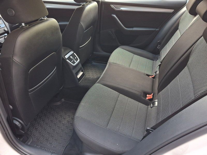 Škoda Octavia (2016) Ambition Plus 1,0TSi 85kW - fotka 7 z 31