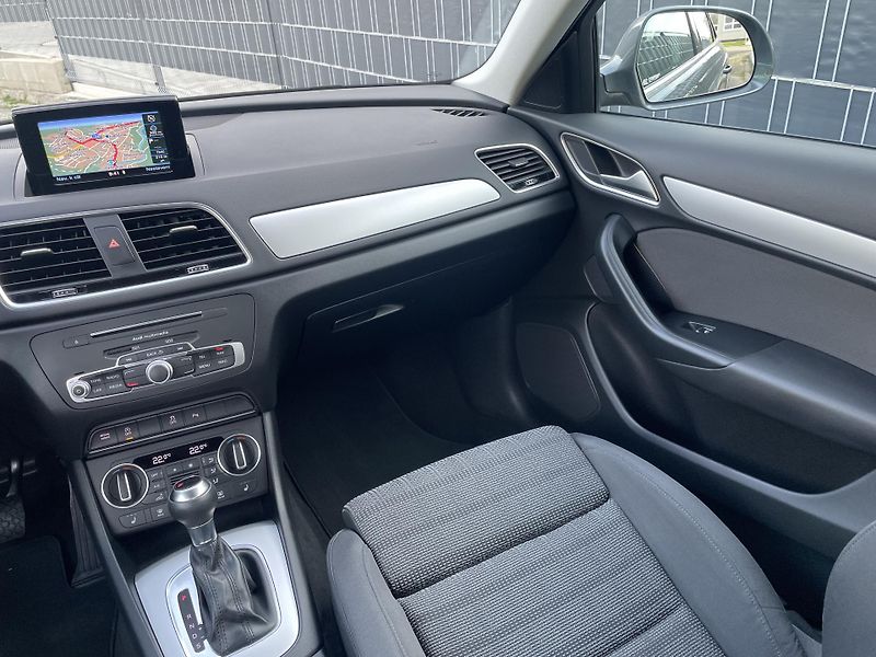 Audi Q3 (2018) 1.4 TFSI 110 kW S Tronic SPORT - fotka 12 z 32
