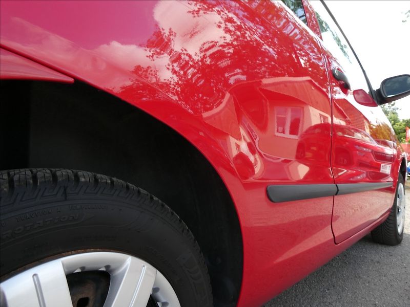 Volkswagen Fox 1,2 HTP 2 x kola - fotka 11 z 31