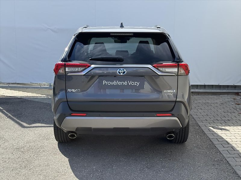 Toyota RAV4 2,5 Executive, 4x4, Hybrid - fotka 5 z 22