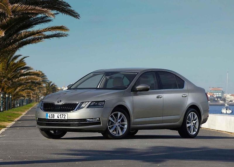 Velký meziroční propad zaznamenala Škoda Octavia. Prodeje klesly o skoro tři tisíce kusů.