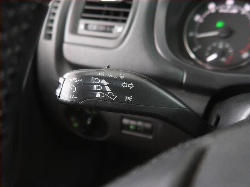 Škoda Fabia (2012) 1.2 TSI, Tempomat - fotka 17 z 18