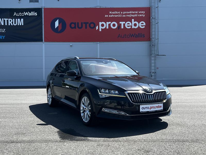 Škoda Superb 1.5TSI DSG Style 1.Maj DPH TZ - fotka 2 z 26