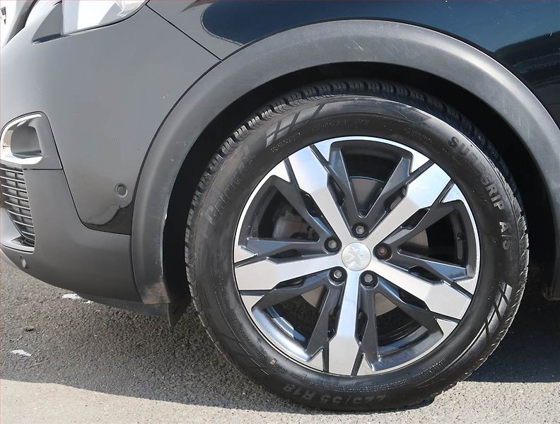 Peugeot 5008 (2018) GT Line 2.0 BlueHDi, Masáž - fotka 15 z 23