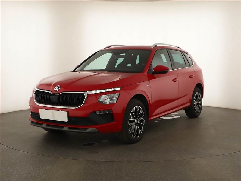 Škoda Kamiq (2025) 1.0 TSI, Drive, FullLed - fotka 2 z 14