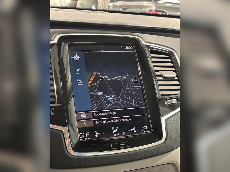 Volvo XC90 2,0 B5 173kW CZ 4X4 DPH Inscri - fotka 19 z 30