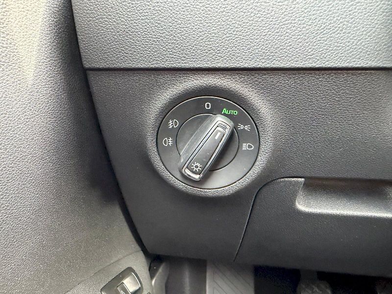 Škoda Karoq (2022) 2.0 TDI 110kW Style Plus Tažné - fotka 11 z 35