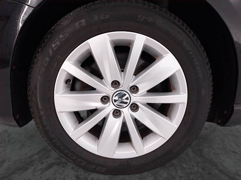 Volkswagen Passat (2012) Comfortline 2.0 TDI, Automat - fotka 15 z 25