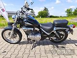 Suzuki VL 125 Intruder (1999) - náhled 3