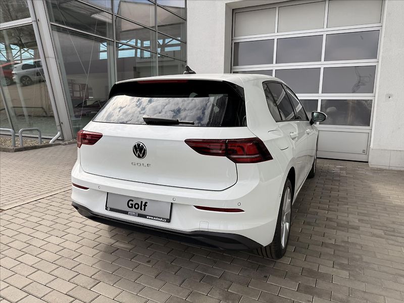 Volkswagen Golf (2026) 1,5 TSI 85kW 6G  People - fotka 6 z 17
