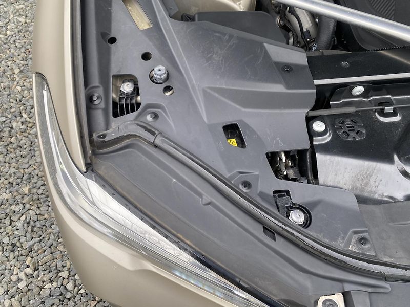 BMW X5 M50XD 4x4 400PS CZ DPH FULL 1A - fotka 86 z 171