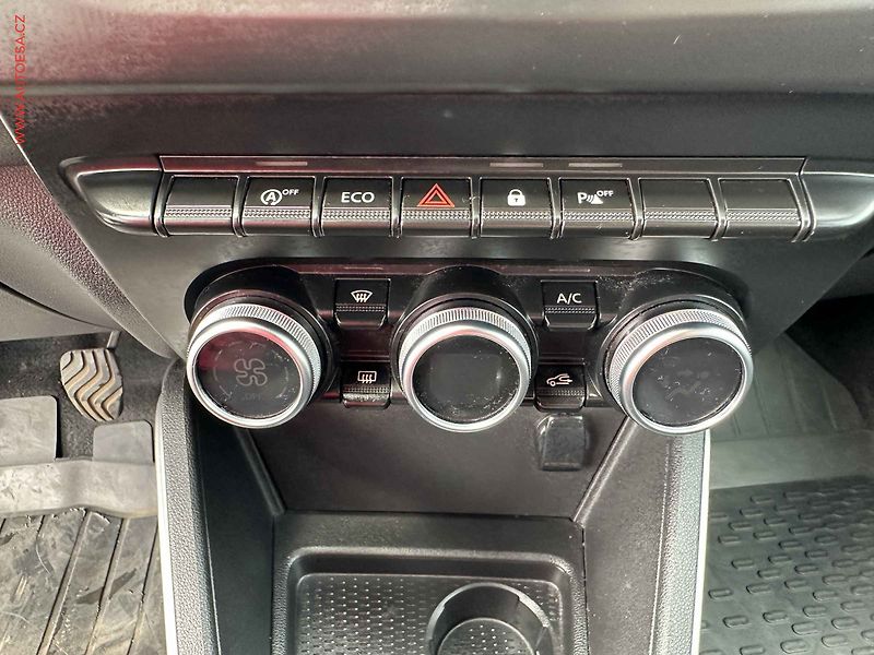 Dacia Duster (2019) 1.6 SCe, ČR, Access, navi - fotka 14 z 15