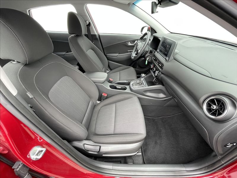 Hyundai Kona 1,0 T-GDI DCT Comfort PDC+AC - fotka 17 z 23