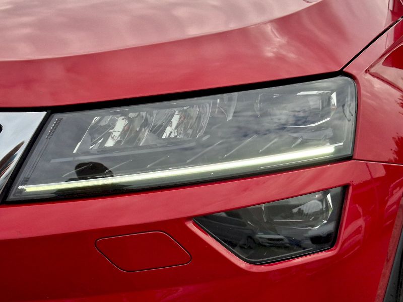 Škoda Karoq (2020) Scout DSG 4x4 2,0TDi 110kW - fotka 33 z 34
