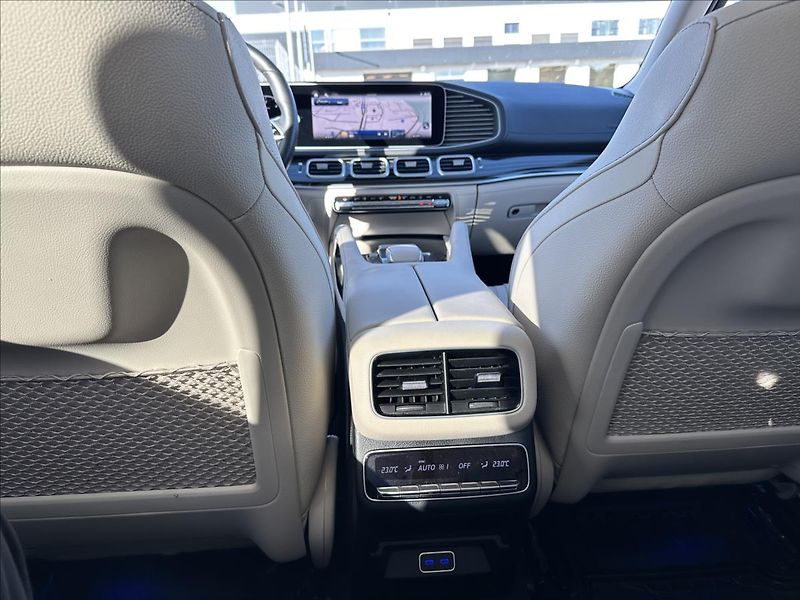 Mercedes-Benz GLE 450d 4MATIC AMG linie - fotka 12 z 15