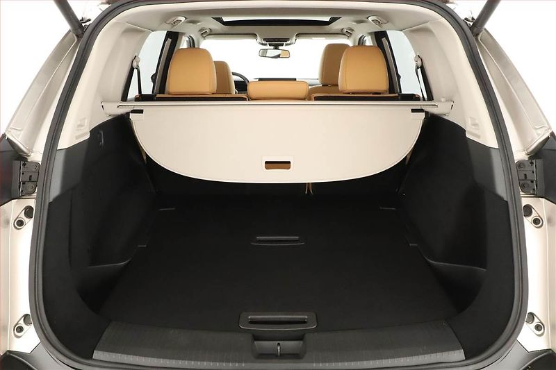 Nissan X-Trail (2024) 1.5 VC-T e-4orce - fotka 19 z 21