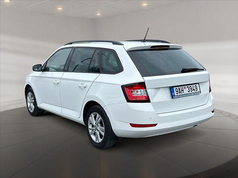 Škoda Fabia 1,0 TSI 70 Ambition - fotka 4 z 11