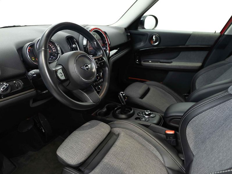 Mini Countryman Cooper D - fotka 11 z 22