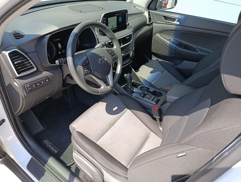 Hyundai Tucson 1.6T-GDI ADVENTURE DCT ČR  - fotka 10 z 40