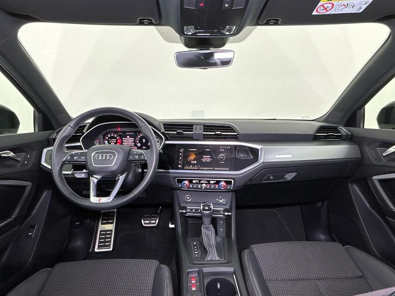 Audi Q3 SUV 0 - fotka 5 z 26