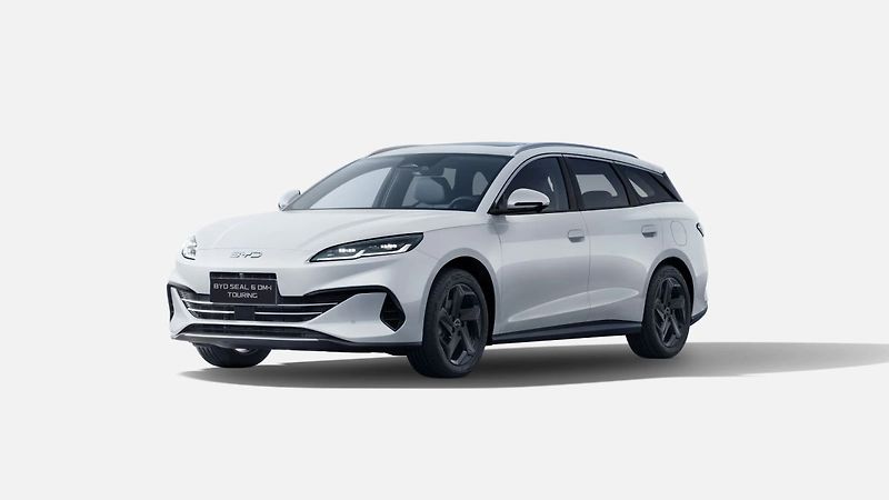 BYD Seal 6 DM-i Touring Boost - fotka 1 z 9