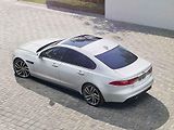 Jaguar XF.