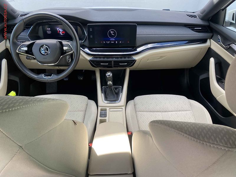 Škoda Octavia (2022) 2.0 TDi, ČR, Style, LED, navi - fotka 8 z 20